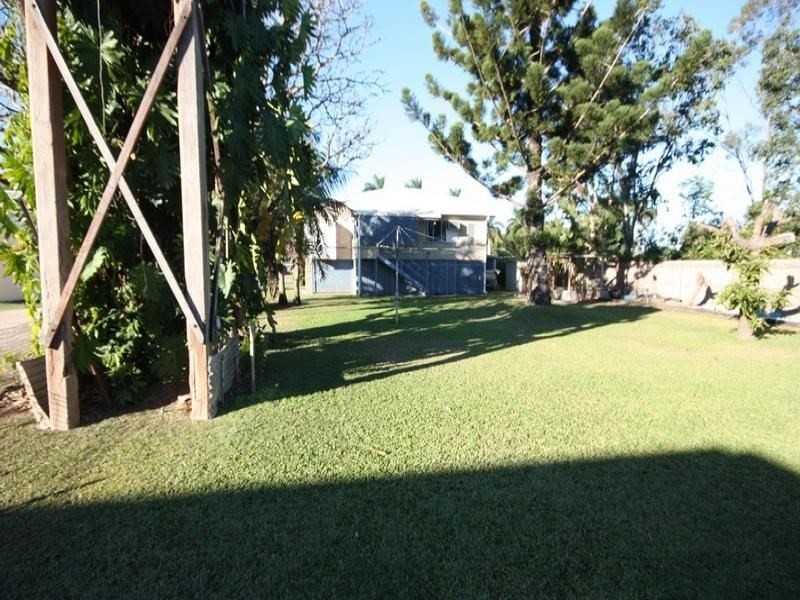 76 Tenth Avenue, Home Hill QLD 4806