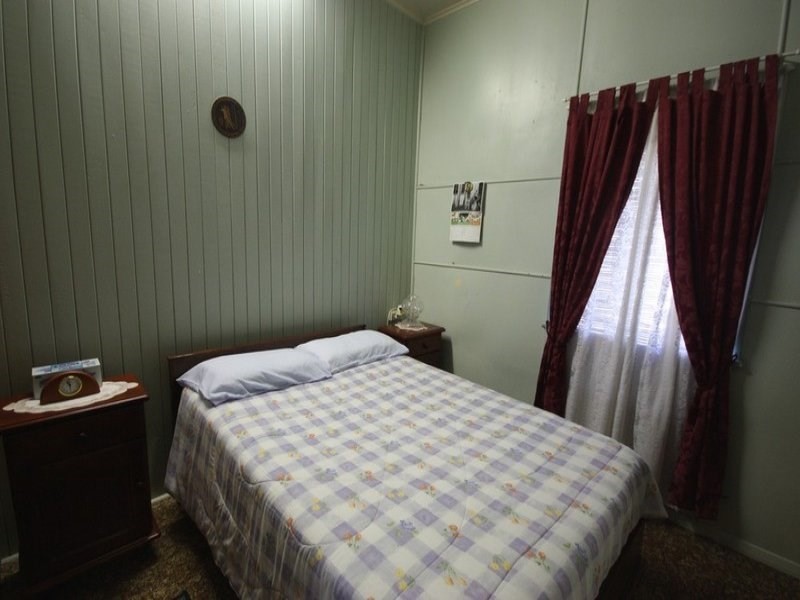 1 Fifteenth Street, Home Hill QLD 4806