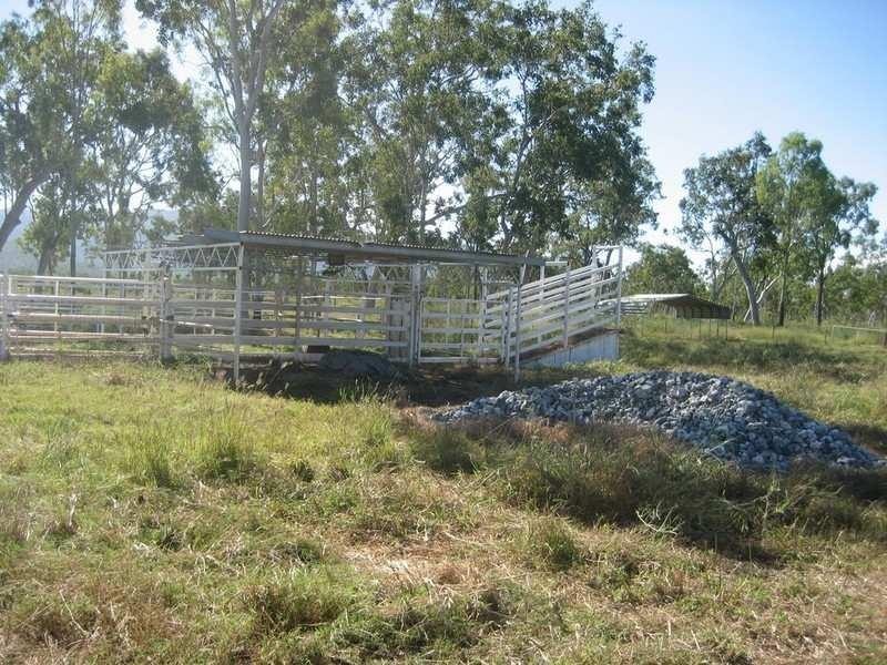 Majors Creek QLD 4816