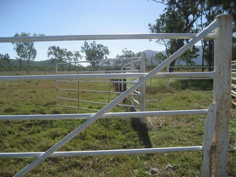 Majors Creek QLD 4816