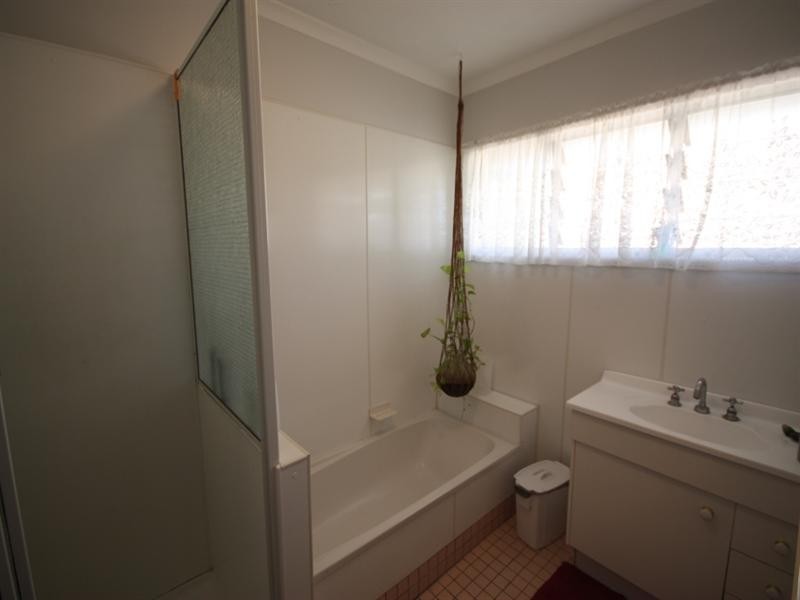 17 Searle Court, Ayr QLD 4807