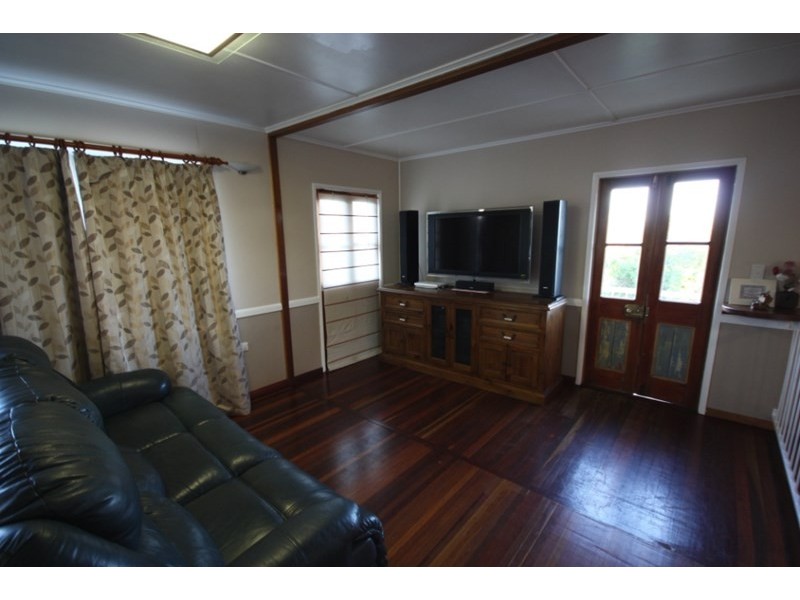 69 Airdmillan Road, Ayr QLD 4807