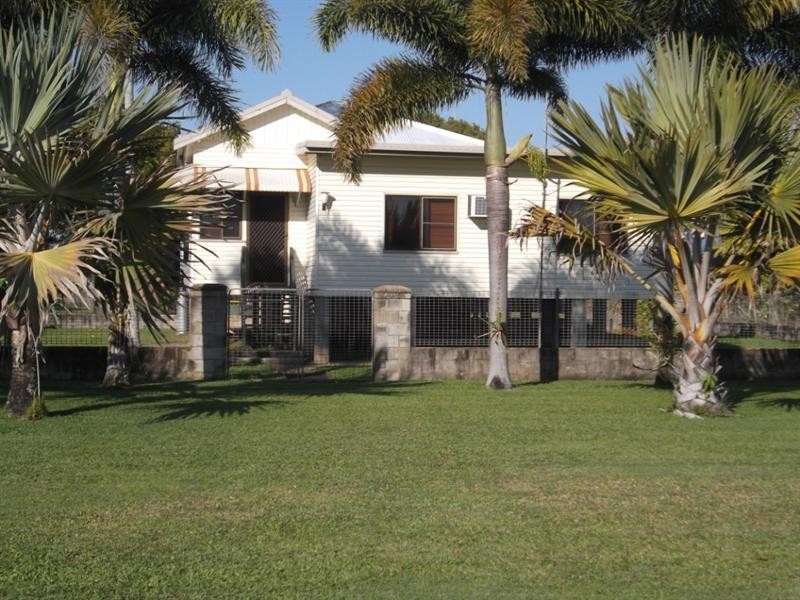 Jarvisfield QLD 4807