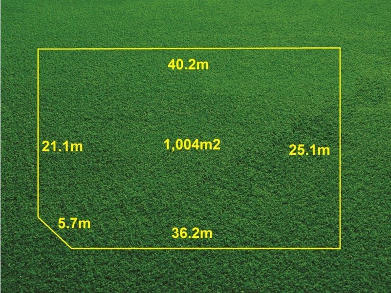 12 Little Young Street, Ayr QLD 4807