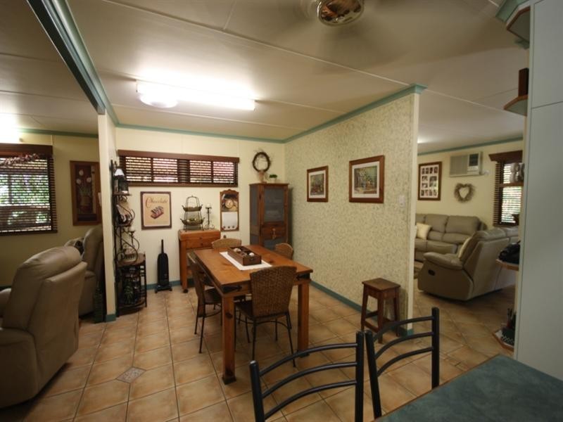 18 Moss Street, Ayr QLD 4807