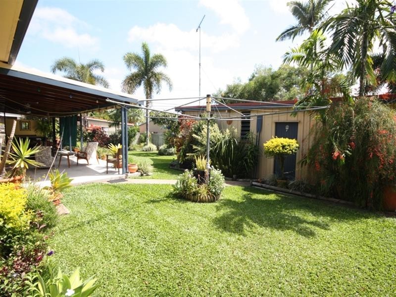 18 Moss Street, Ayr QLD 4807