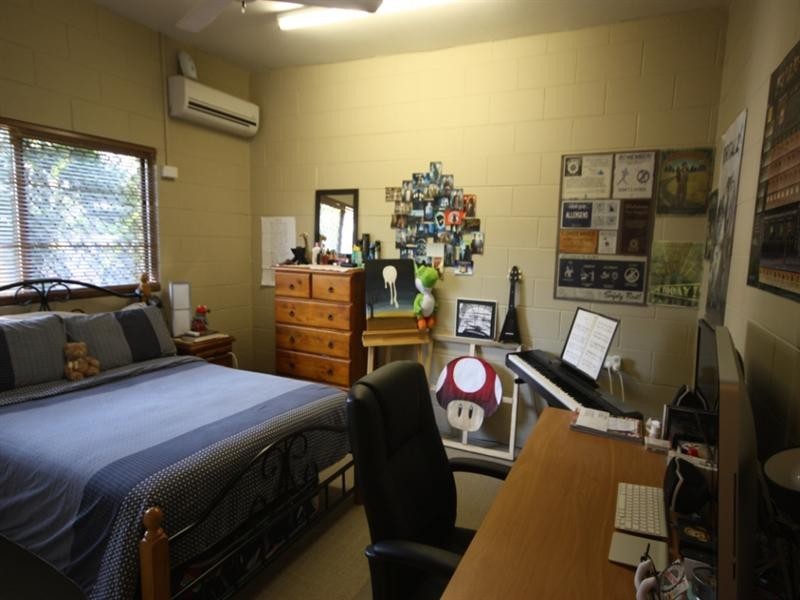 64 Cox Street, Ayr QLD 4807