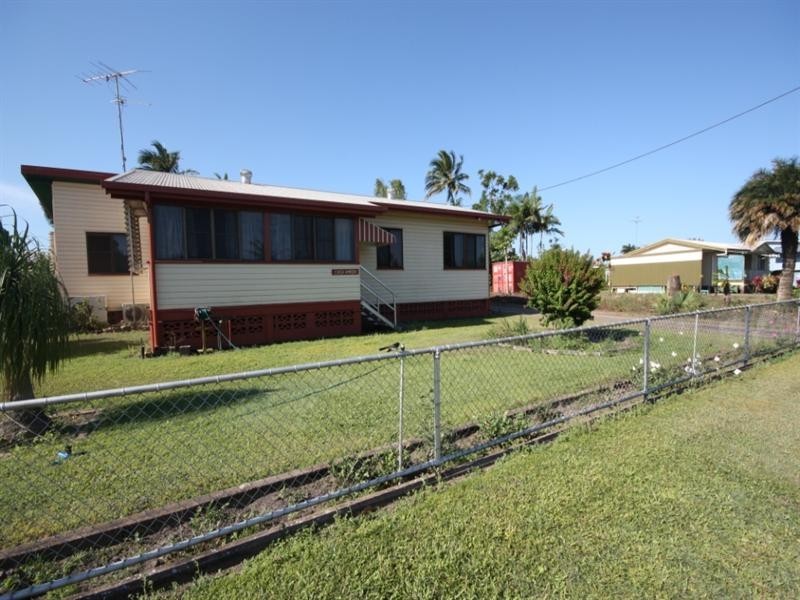 4 Burke Street, Brandon QLD 4808