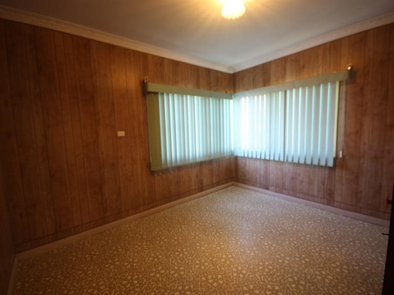 4 Burke Street, Brandon QLD 4808