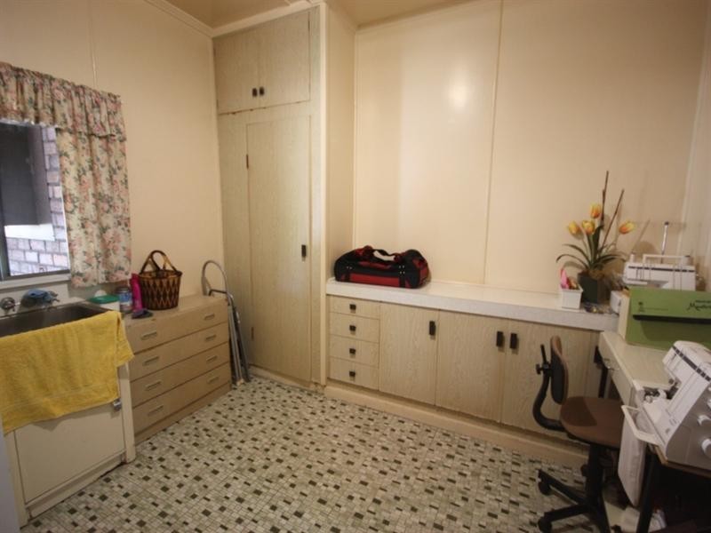 18 King Street, Ayr QLD 4807