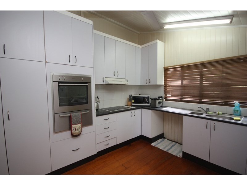 95 Mackenzie Street, Ayr QLD 4807