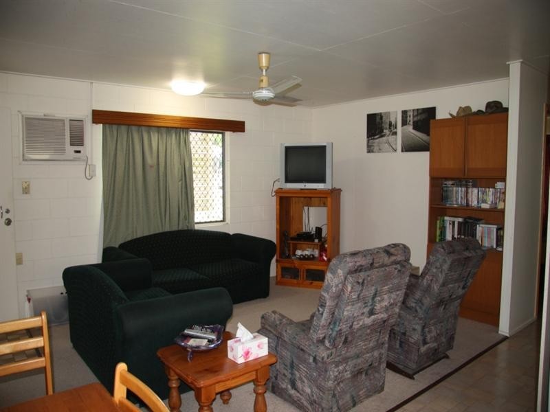 1/43 Wilmington Street, Ayr QLD 4807