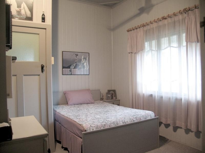 26 Townsville Road, Brandon QLD 4808