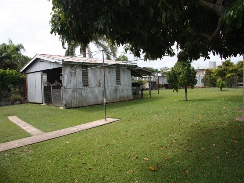 17 Ann Street, Ayr QLD 4807