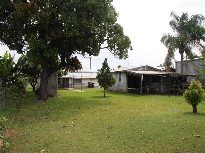 17 Ann Street, Ayr QLD 4807