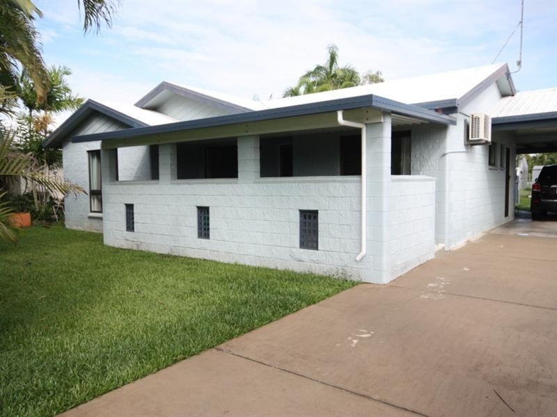 12 Laurence Crescent, Ayr QLD 4807
