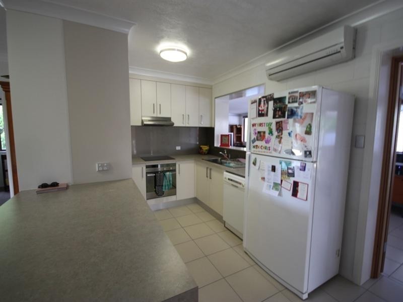 12 Laurence Crescent, Ayr QLD 4807