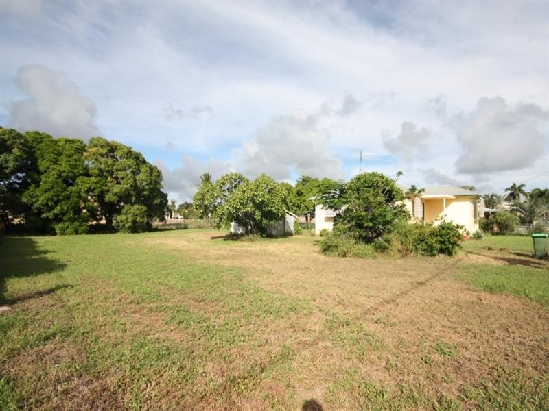 56-58 Chippendale Street, Ayr QLD 4807