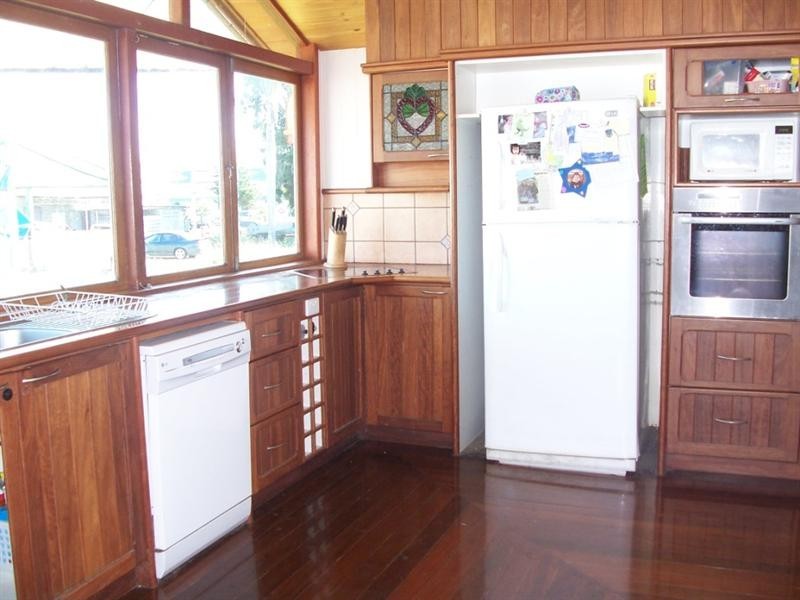 6 Fifth Street, Home Hill QLD 4806