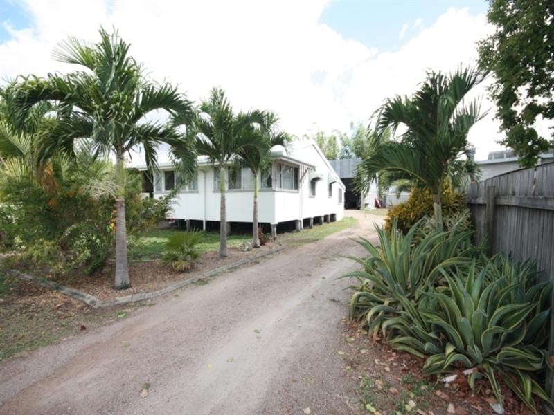 66 Railway Street, Ayr QLD 4807