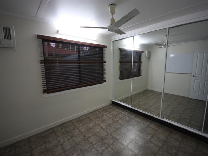 25 Fifteenth A Street, Home Hill QLD 4806