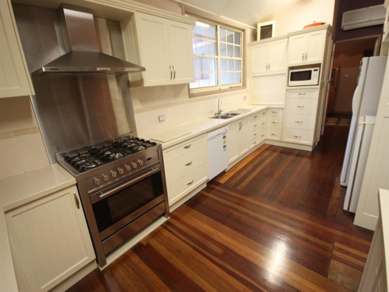 21a Seventh Avenue, Home Hill QLD 4806