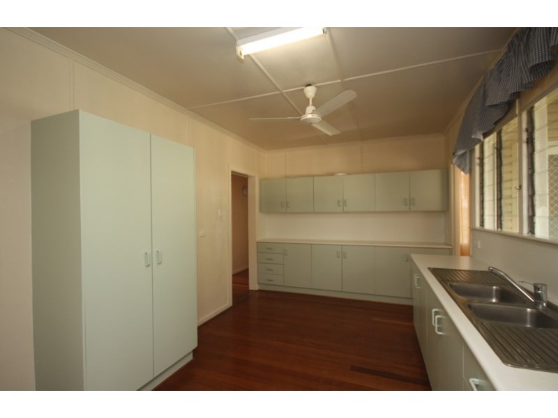 25 Dennis Street, Ayr QLD 4807