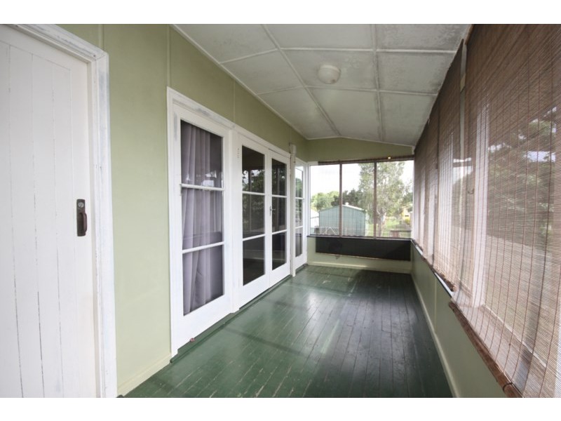 25 Dennis Street, Ayr QLD 4807