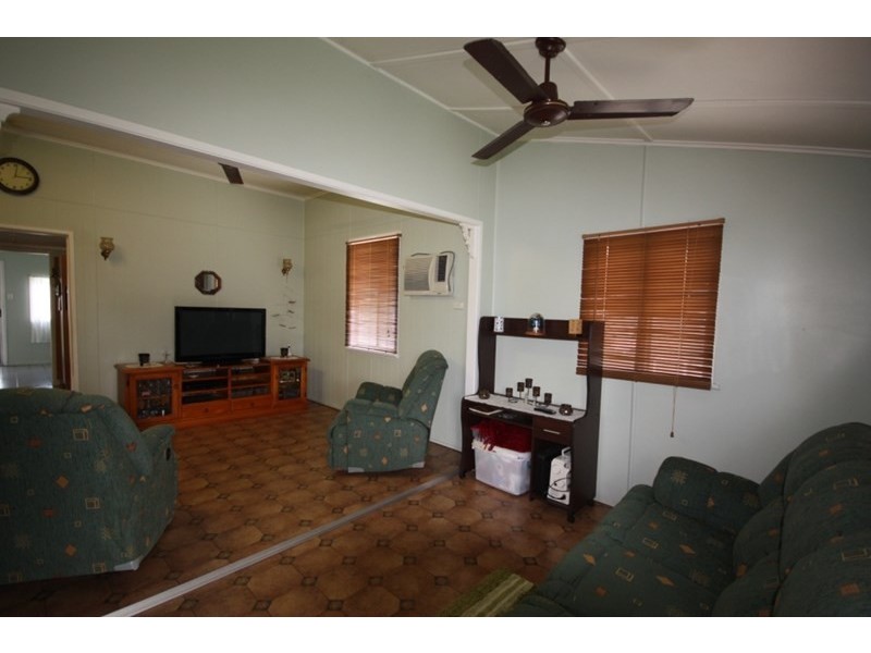 7 Ninth Street, Home Hill QLD 4806