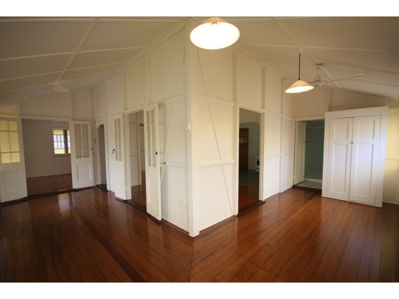 33 Burke Street, Ayr QLD 4807