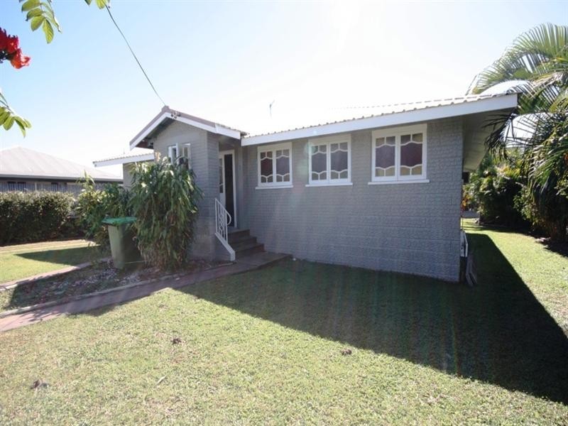 90 Banister Street, Brandon QLD 4808
