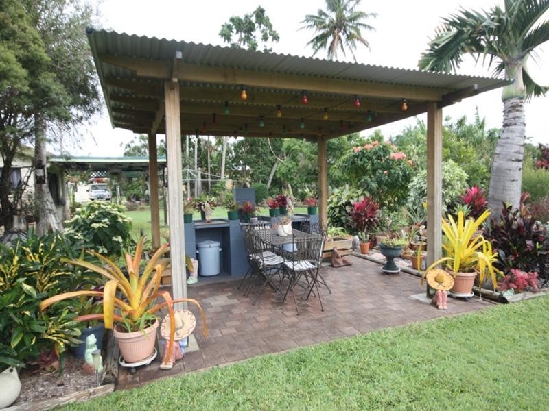 10 Burke Street, Brandon QLD 4808