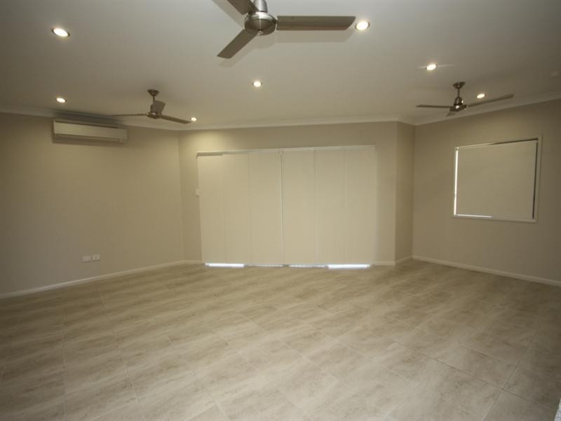 1 Hibiscus Drive, Ayr QLD 4807