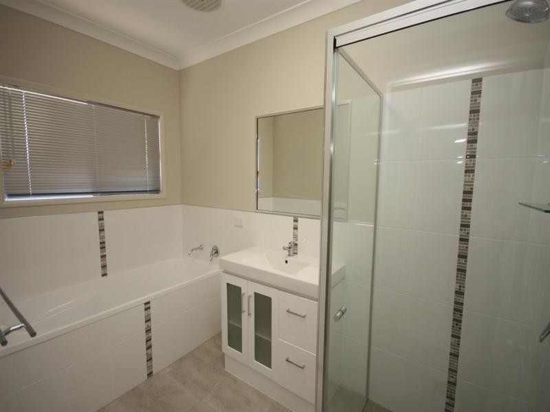 1 Hibiscus Drive, Ayr QLD 4807