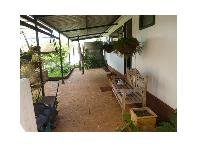 49 Harvey Street, Dumbleyung WA 6350