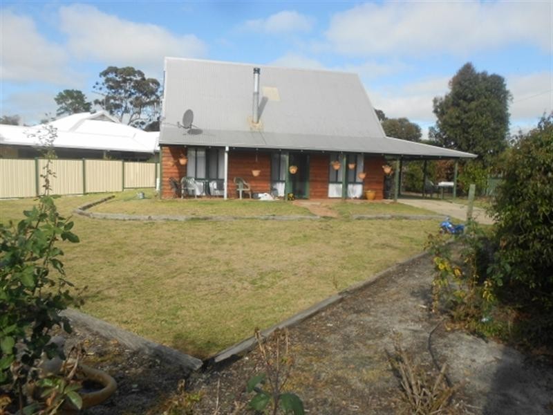 1 Beaufort Street, Katanning WA 6317