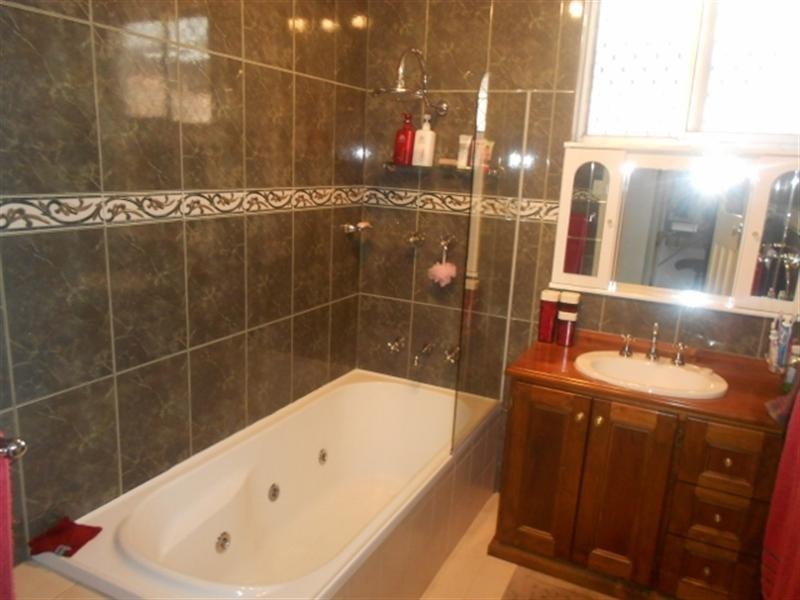 95 Avon Street, Katanning WA 6317