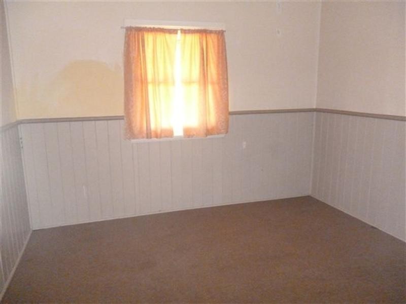 2 Blantyre Street, Katanning WA 6317