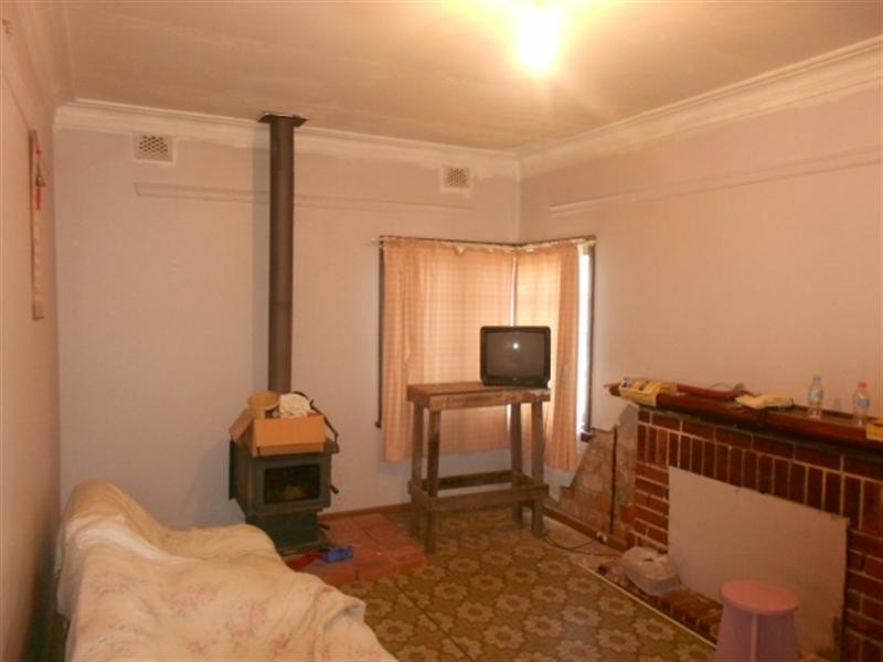 64 Carew Street, Katanning WA 6317