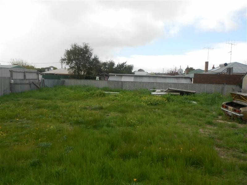 64 Carew Street, Katanning WA 6317