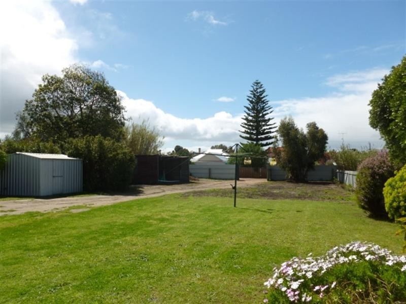 50 Richardson Street, Katanning WA 6317