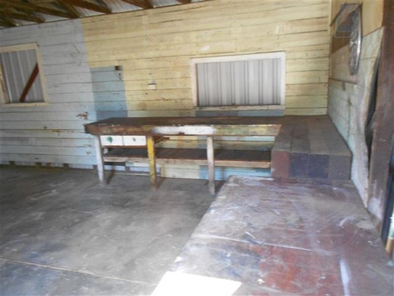 49 Harvey Street, Dumbleyung WA 6350