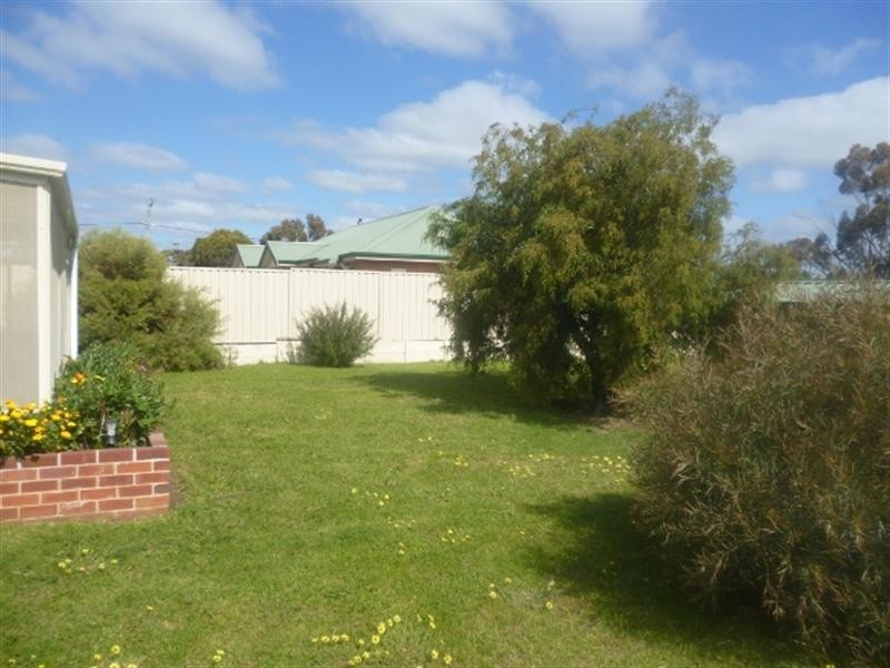 74 Rogers Avenue, Katanning WA 6317