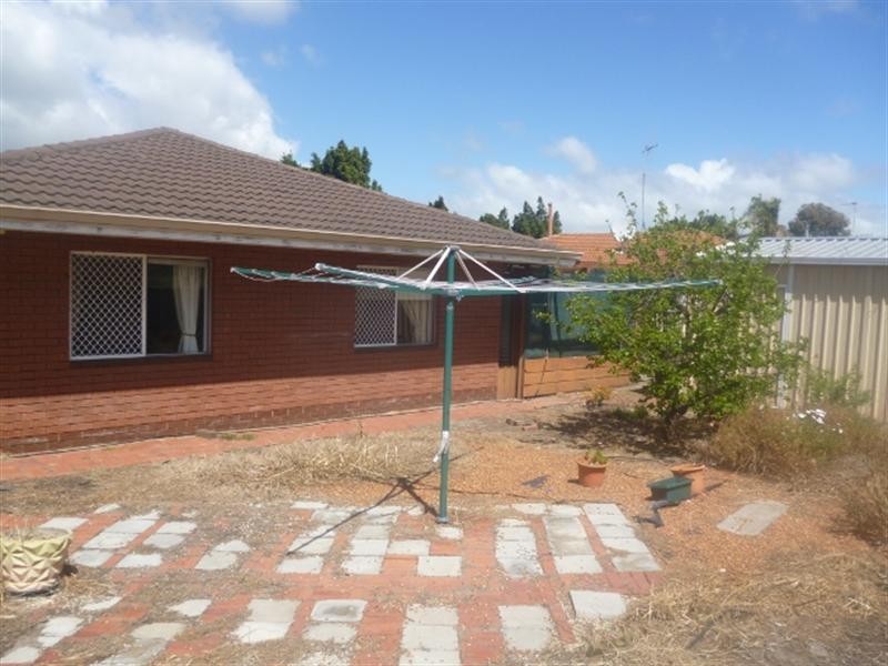 16 Hakea Place, Katanning WA 6317