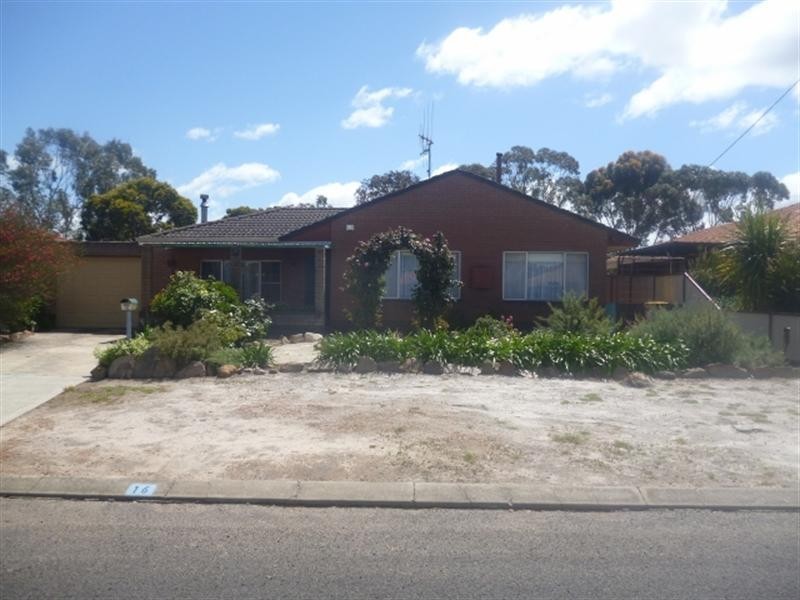 16 Hakea Place, Katanning WA 6317