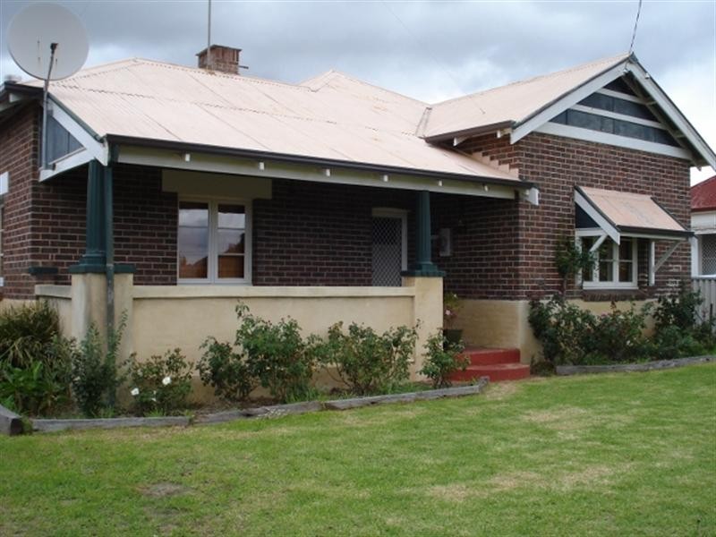 31 Aberdeen Street, Katanning WA 6317