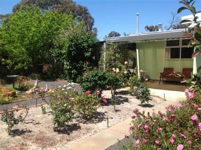 17 Carlton Street, Woodanilling WA 6316