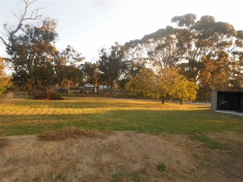 17 Carlton Street, Woodanilling WA 6316