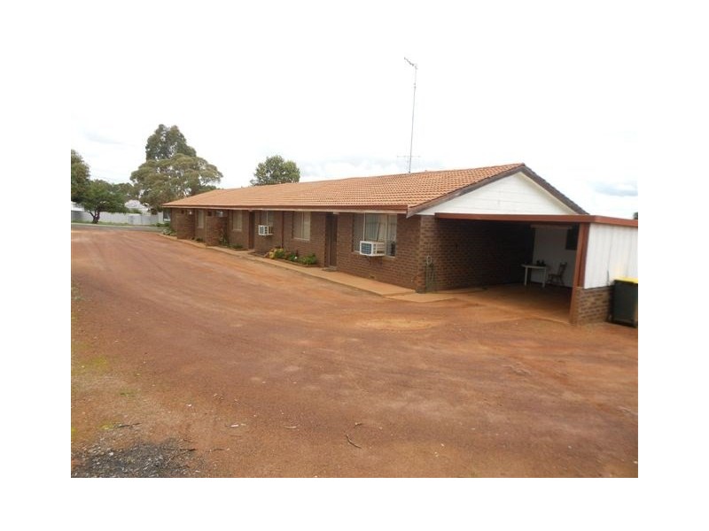 Unit 4/21 Braeside Road, Katanning WA 6317