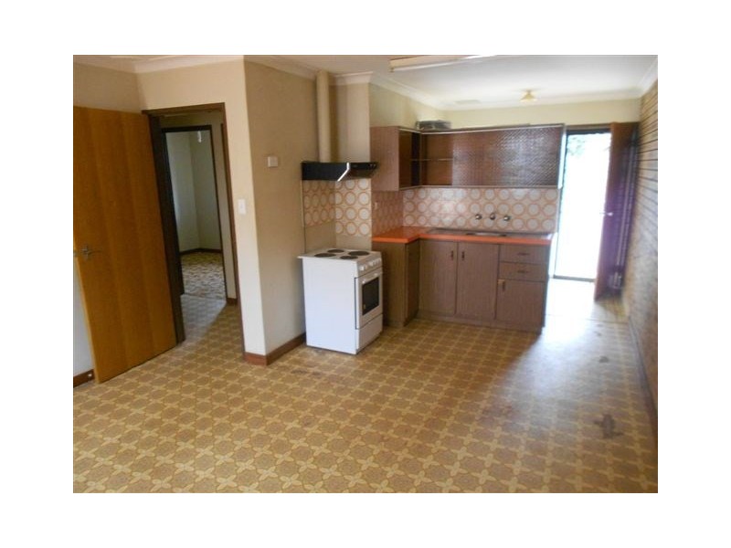 Unit 4/21 Braeside Road, Katanning WA 6317